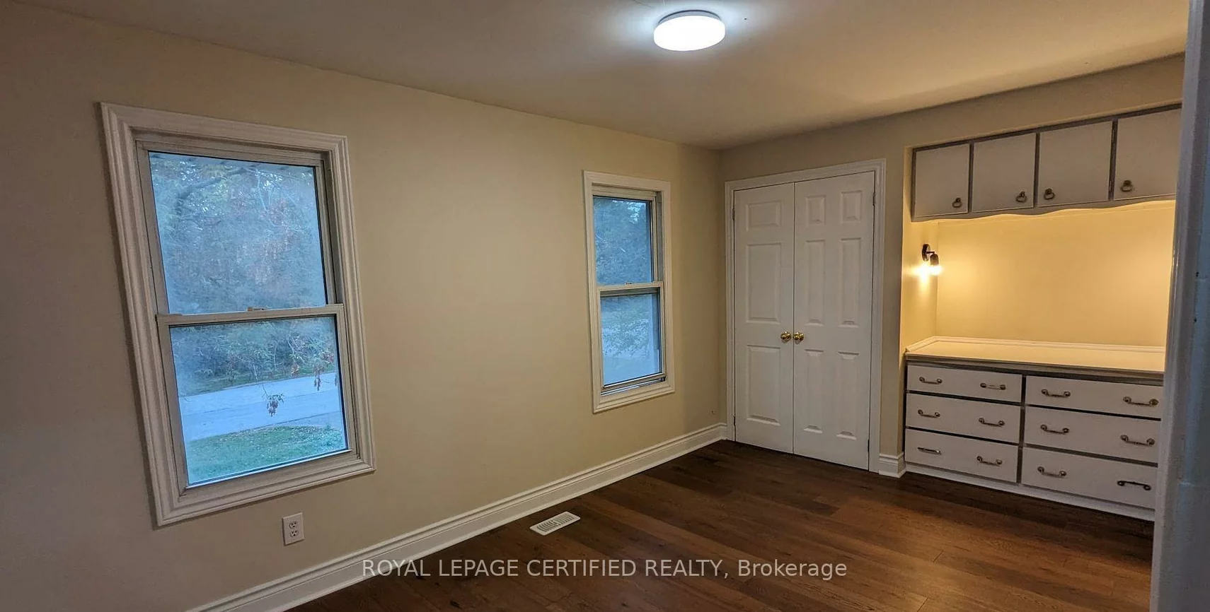 1468, Dundas, Erindale, Mississauga
