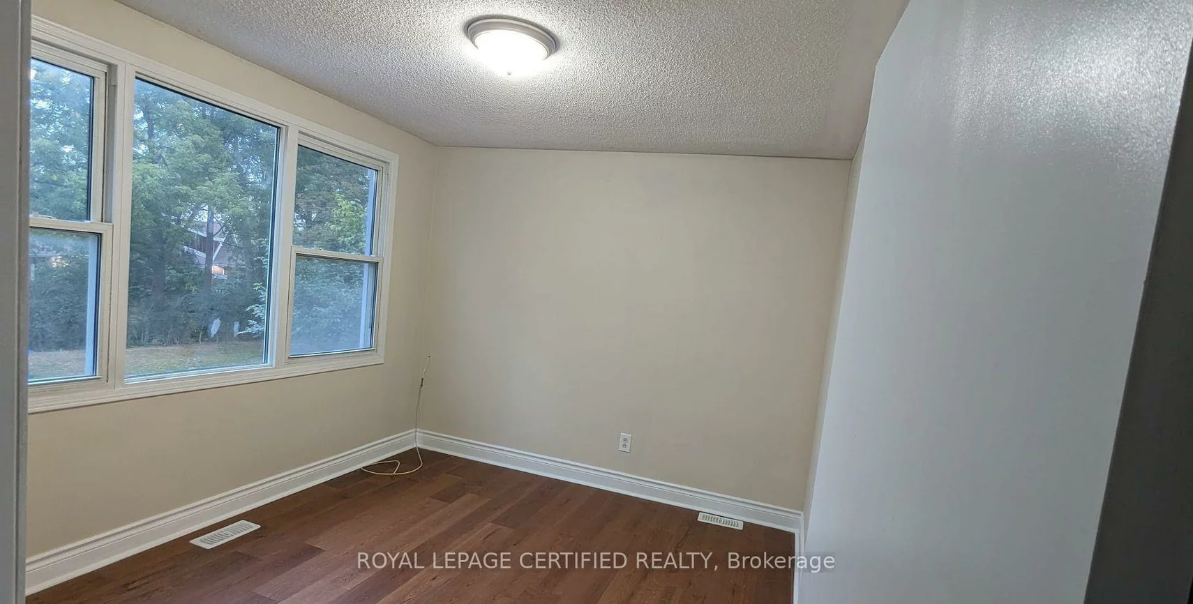1468, Dundas, Erindale, Mississauga