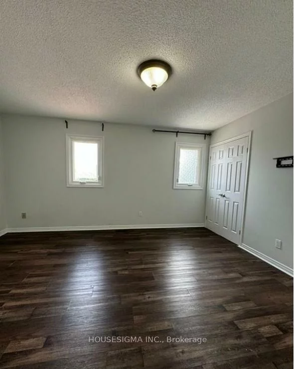 659, Roselaire, Hurontario, Mississauga