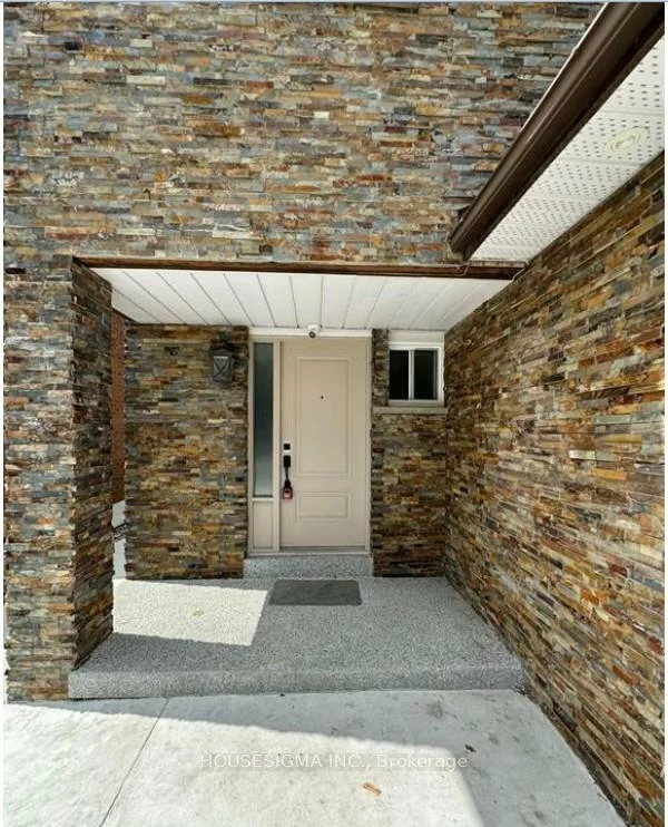 659, Roselaire, Hurontario, Mississauga