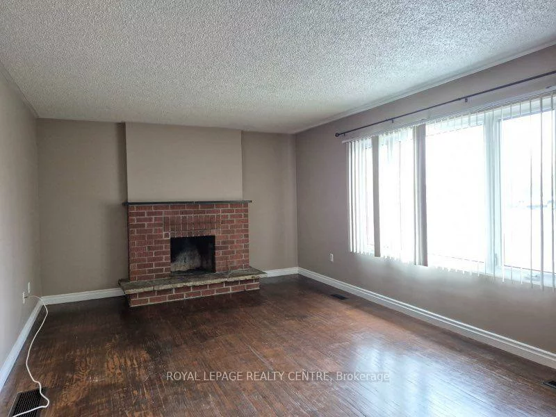 358, Derry Road West, Meadowvale Village, Mississauga