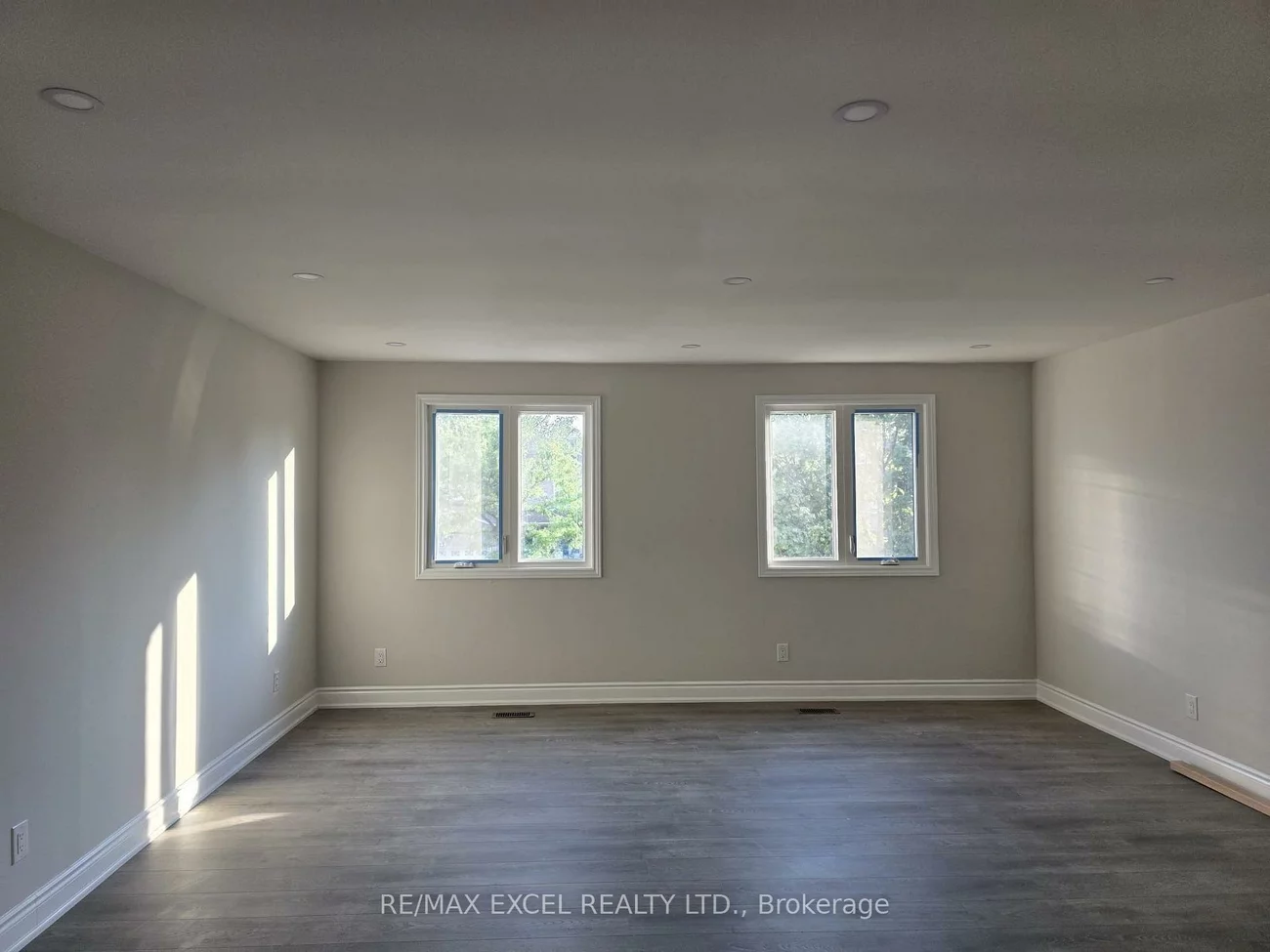 420, Winfield, Hurontario, Mississauga