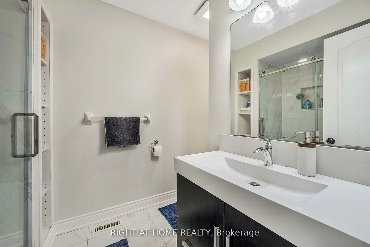 3014, Pendleton, Meadowvale, Mississauga