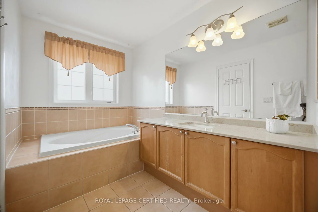 3555, Eglinton, Churchill Meadows, Mississauga