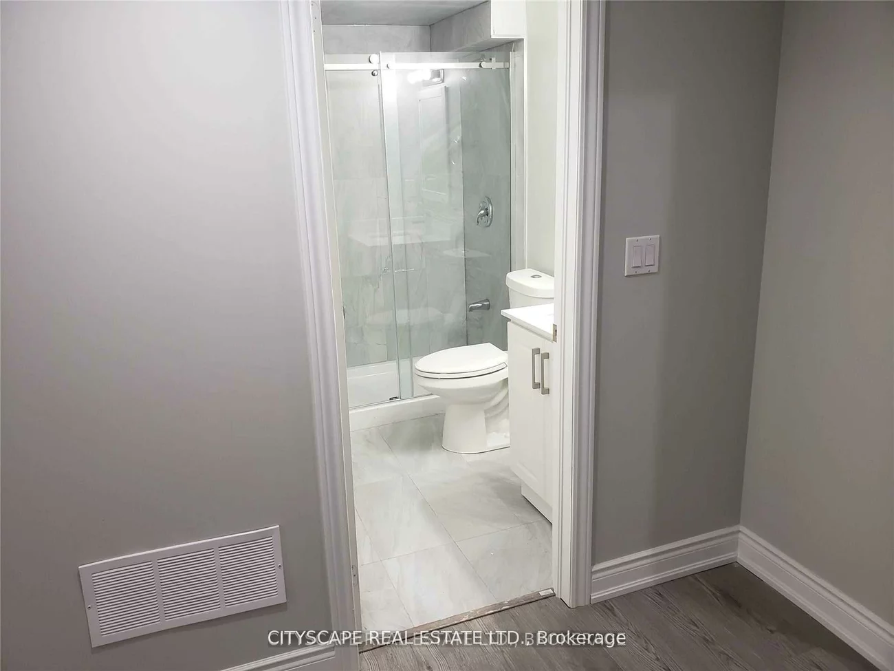 4375, Trail Blazer, Hurontario, Mississauga