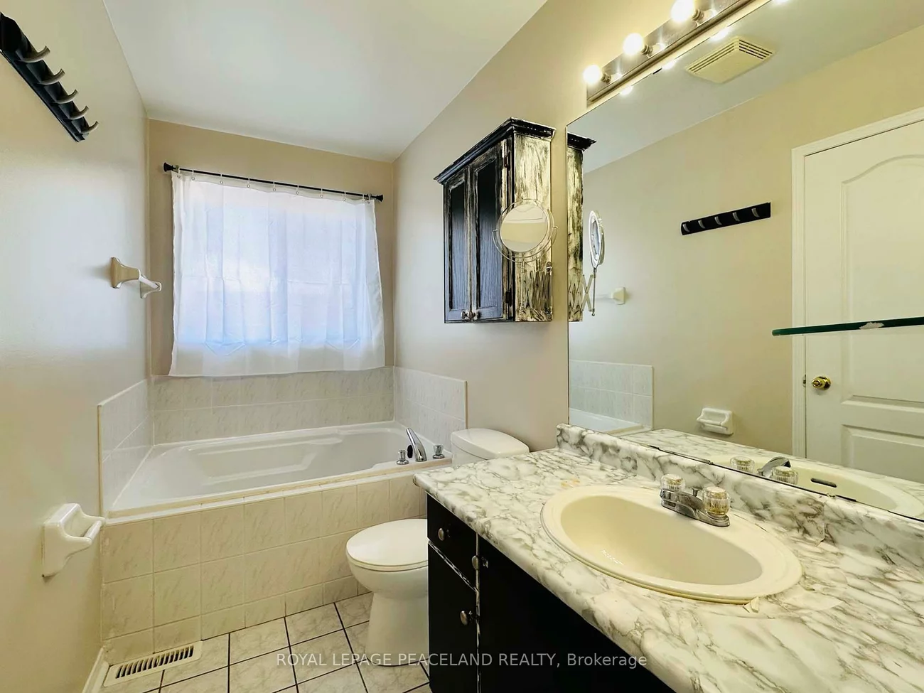 3851, Foxborough, Lisgar, Mississauga