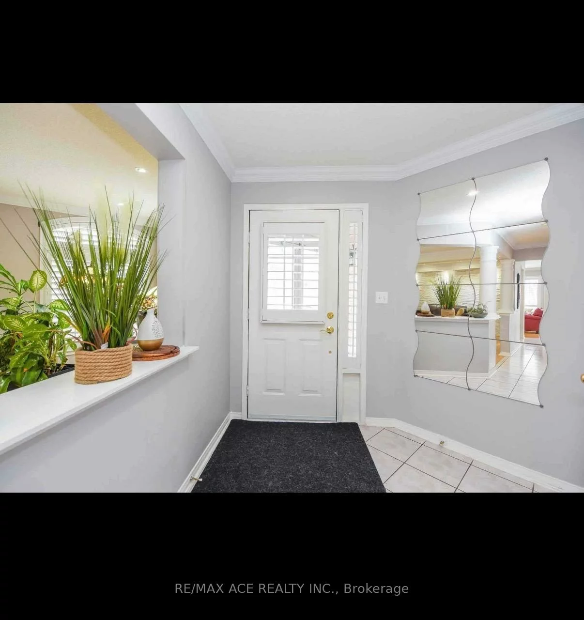 1079, Bluehorn, East Credit, Mississauga