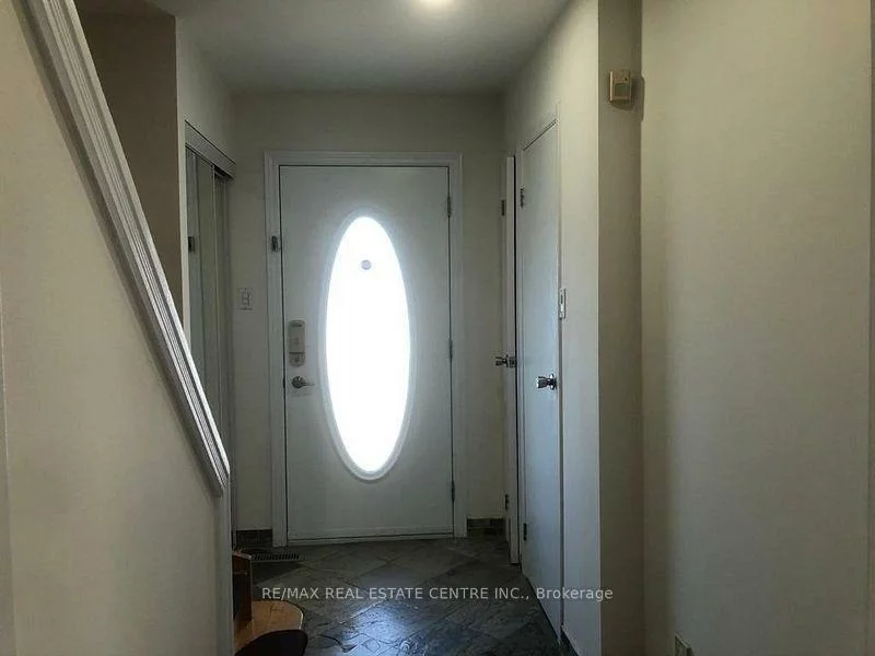 1538, Cuthbert, East Credit, Mississauga