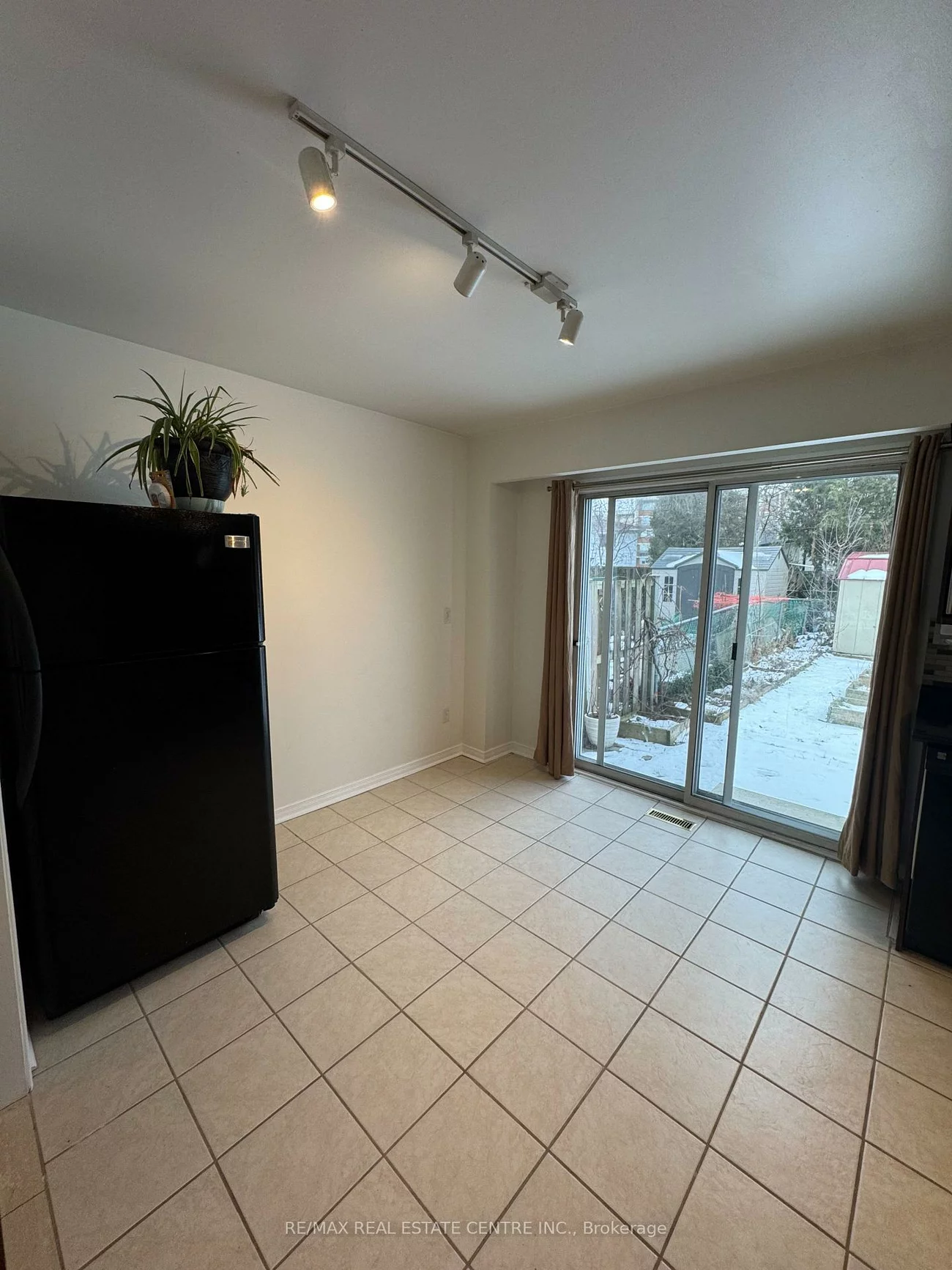 1025, Blairholm, Erindale, Mississauga