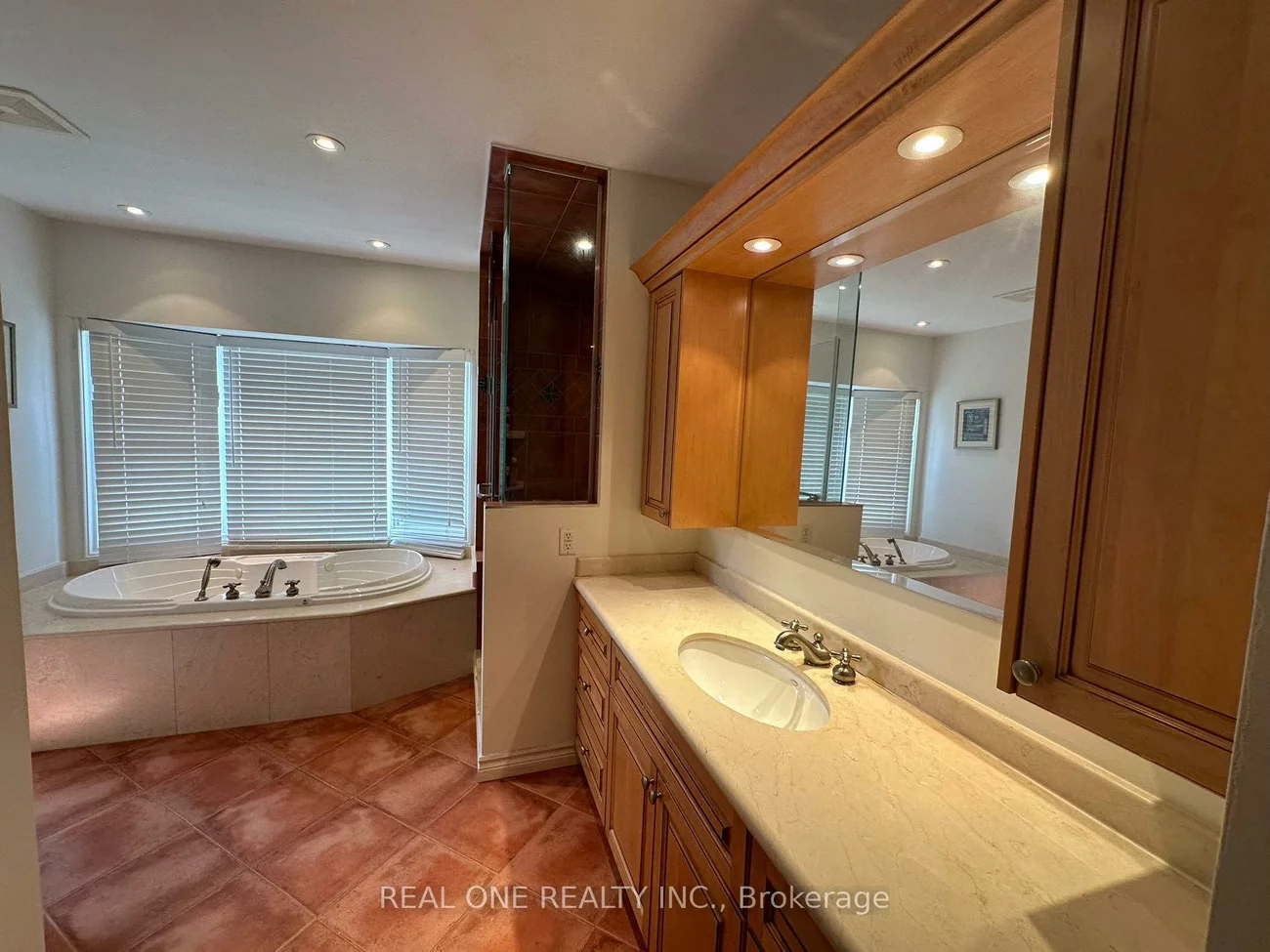 3944, Glamis, Erin Mills, Mississauga