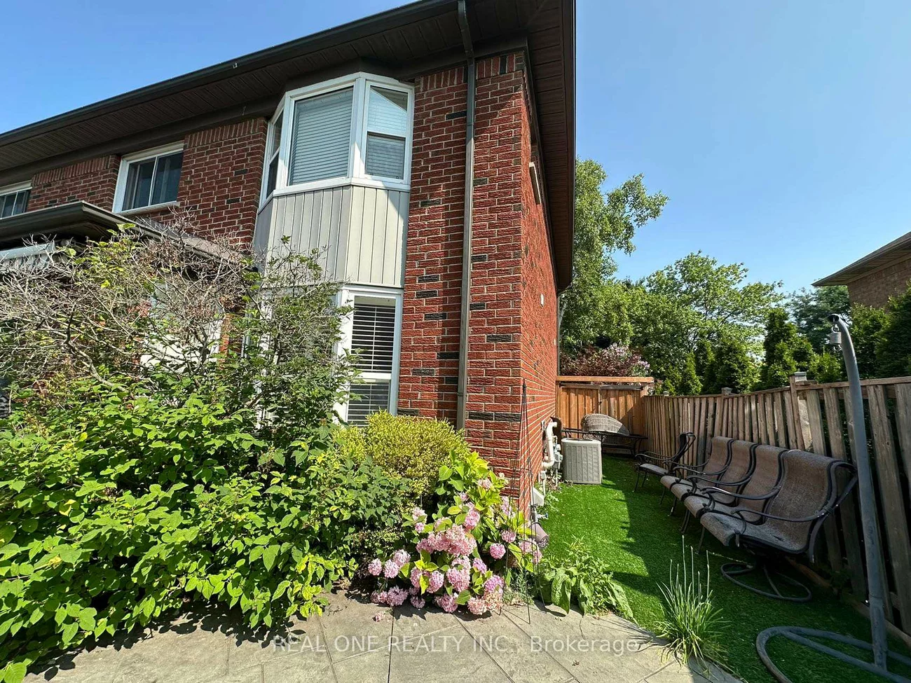 3944, Glamis, Erin Mills, Mississauga