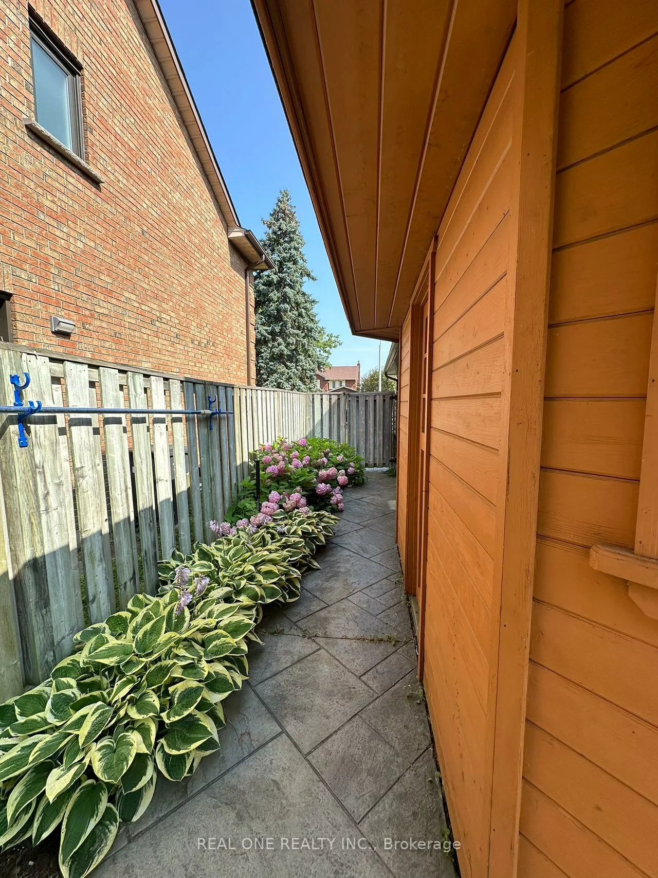 3944, Glamis, Erin Mills, Mississauga
