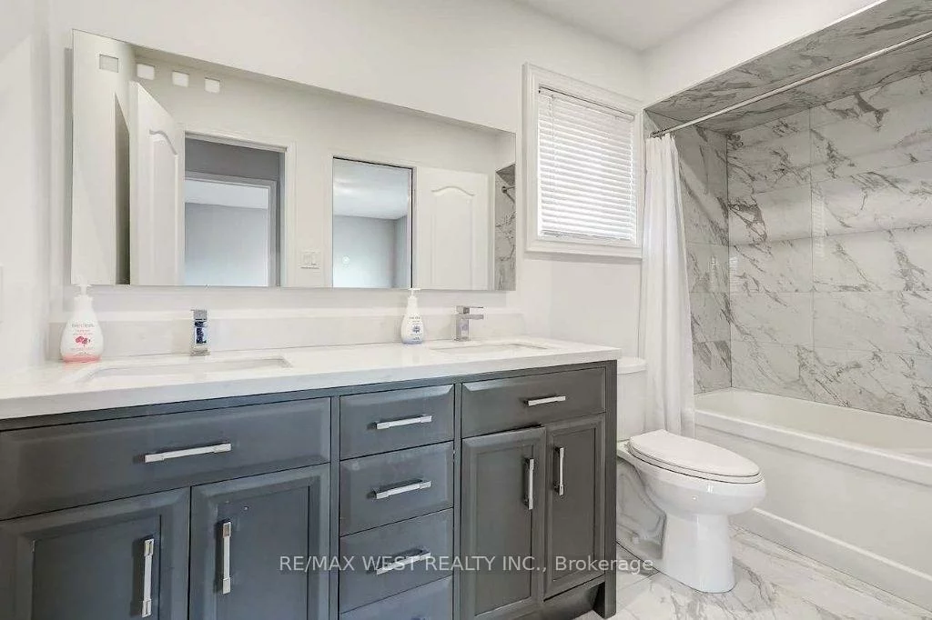 7265, Sandhurst, Lisgar, Mississauga
