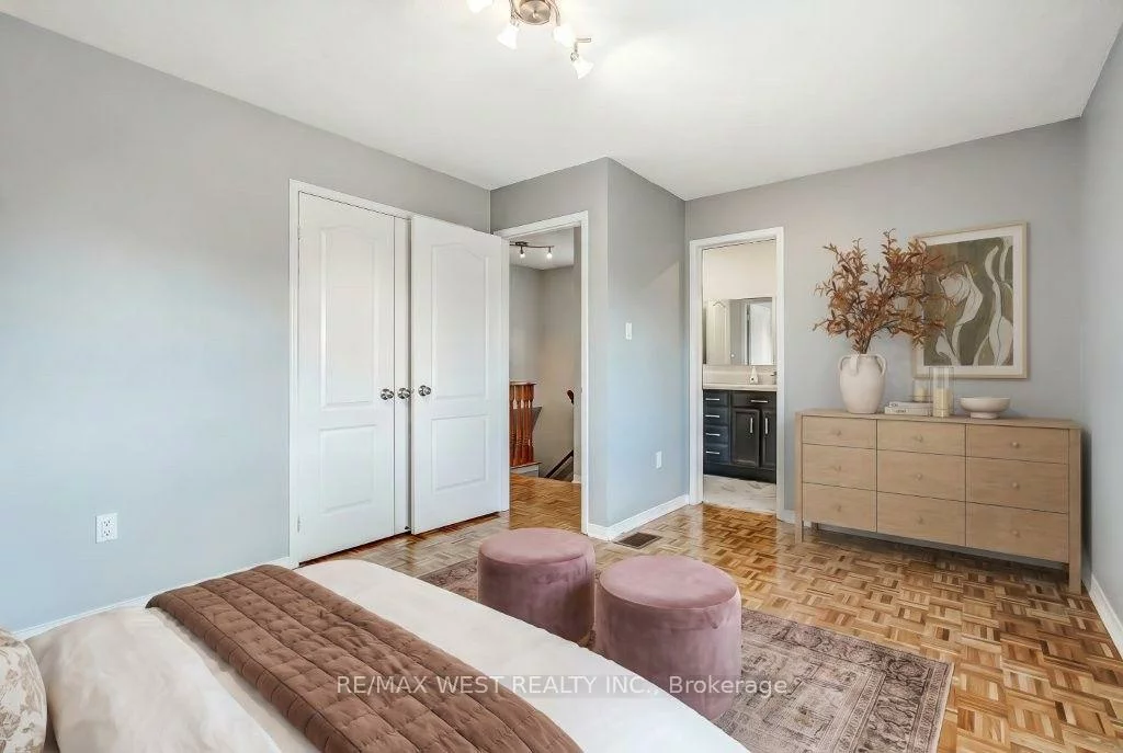 7265, Sandhurst, Lisgar, Mississauga