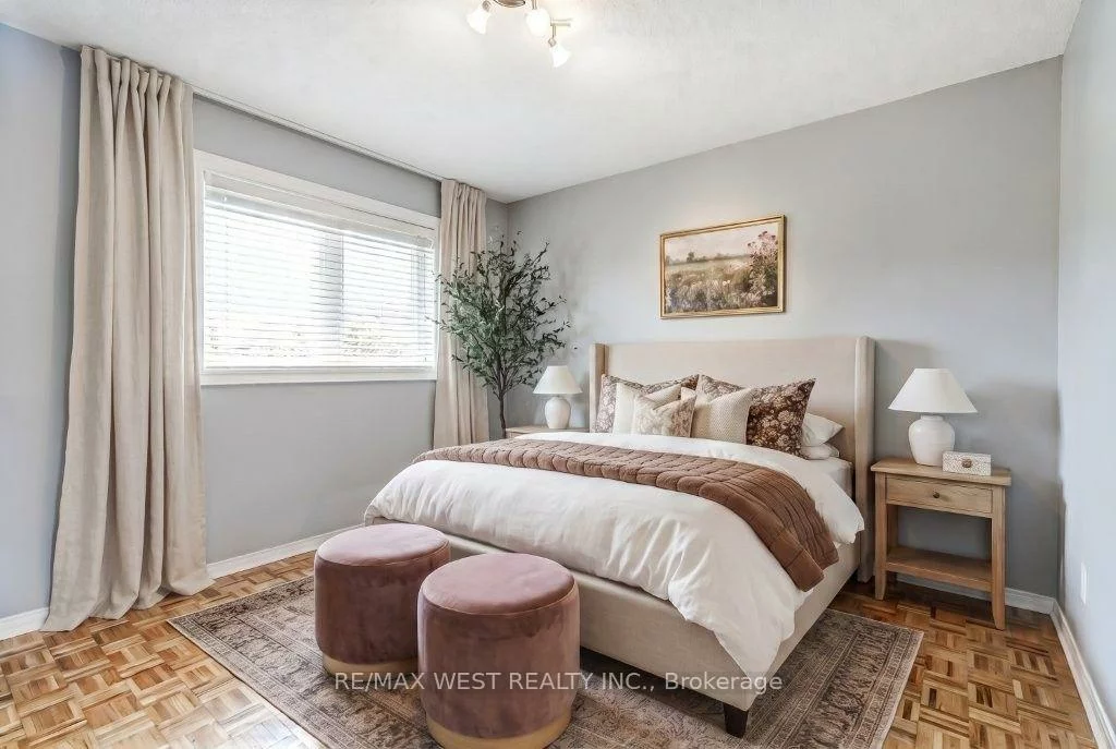 7265, Sandhurst, Lisgar, Mississauga