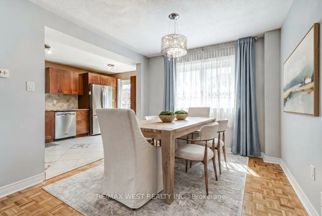 7265, Sandhurst, Lisgar, Mississauga