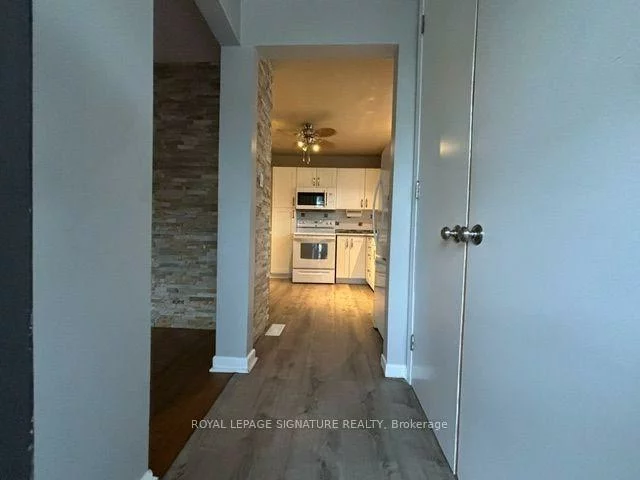 2551, Padstow, Clarkson, Mississauga