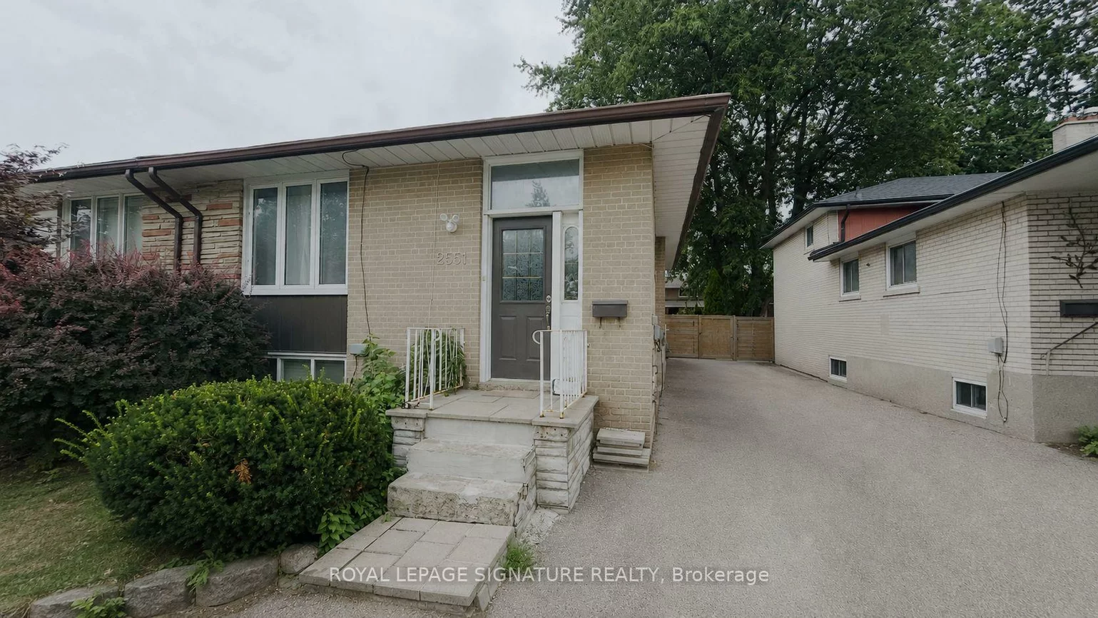 2551, Padstow, Clarkson, Mississauga