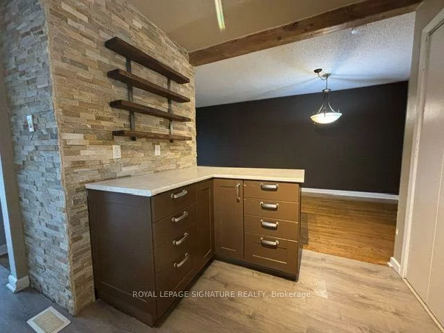 2551, Padstow, Clarkson, Mississauga
