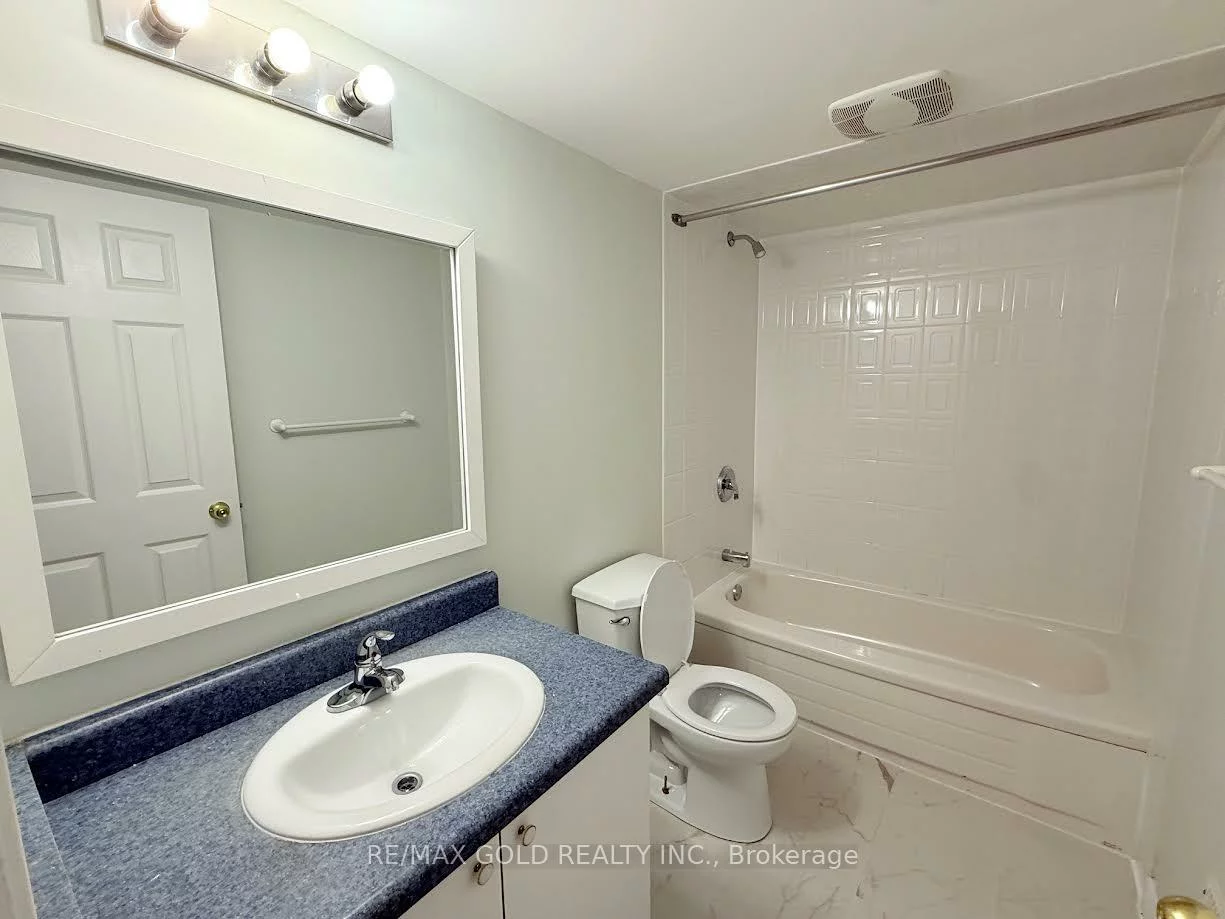 5444, Razorbill, East Credit, Mississauga