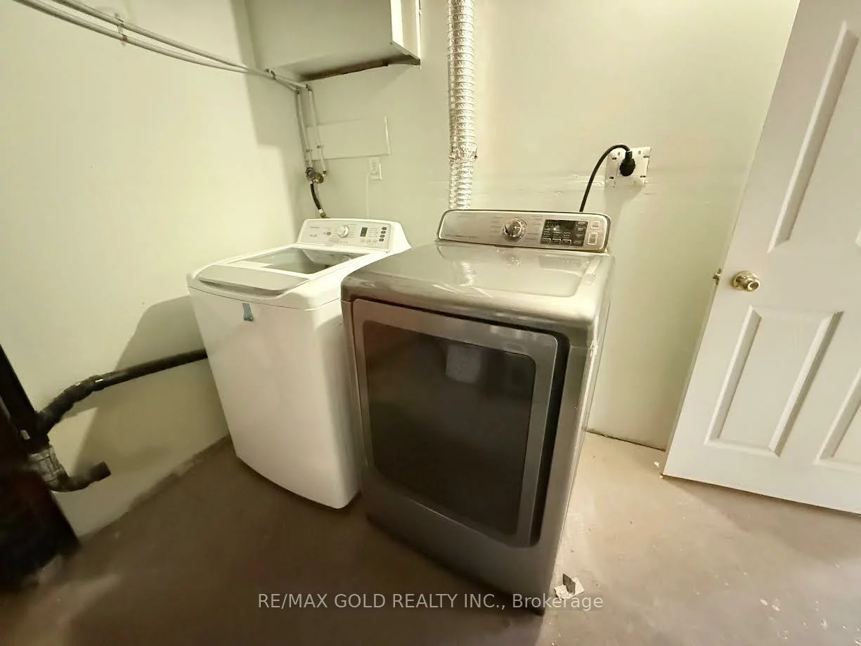 5444, Razorbill, East Credit, Mississauga