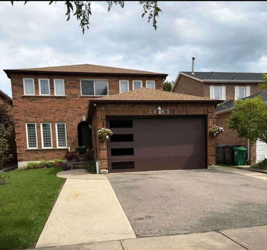 3665, Colonial lower, Erin Mills, Mississauga
