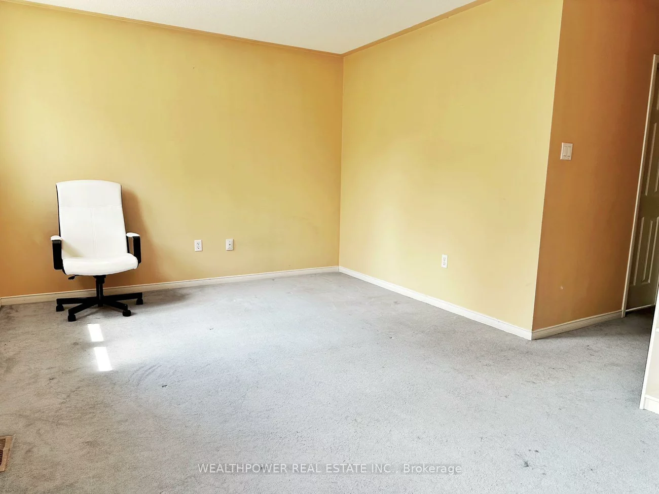 567, Summer Park, Fairview, Mississauga