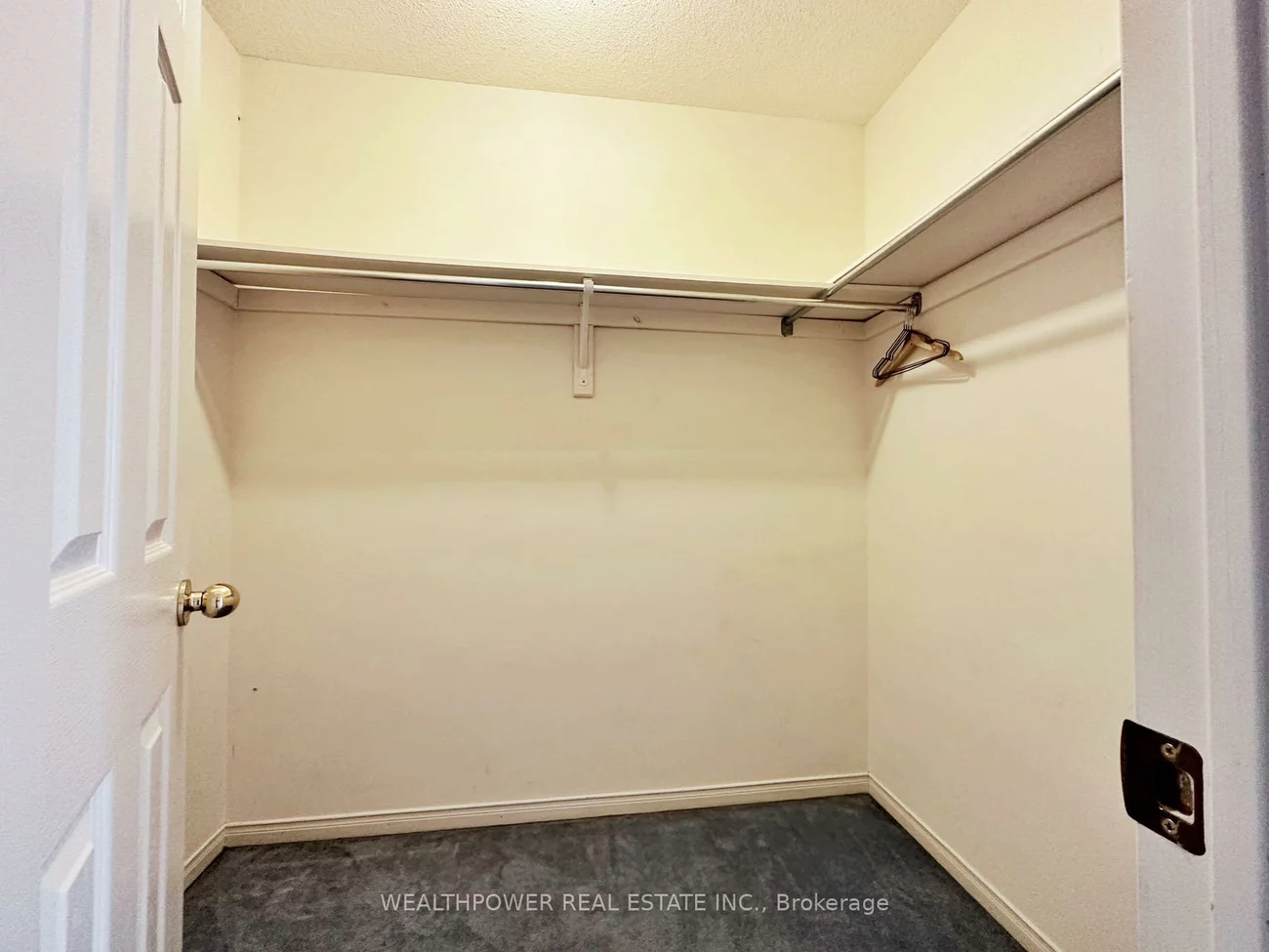 567, Summer Park, Fairview, Mississauga