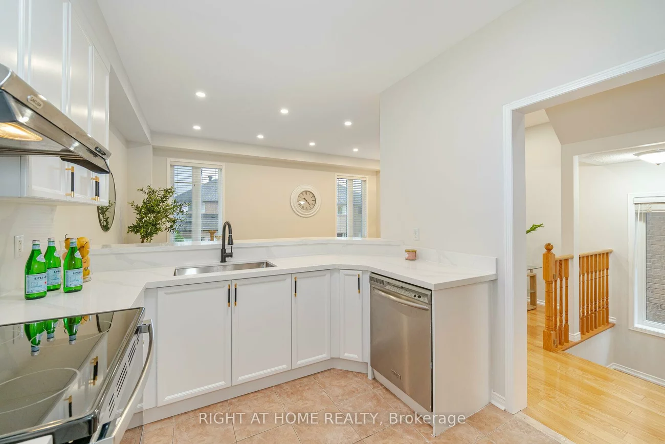 3388, Southwick, Churchill Meadows, Mississauga
