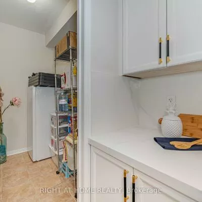 3388, Southwick, Churchill Meadows, Mississauga