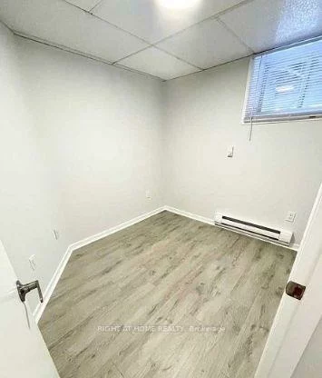5, Wanita, Port Credit, Mississauga