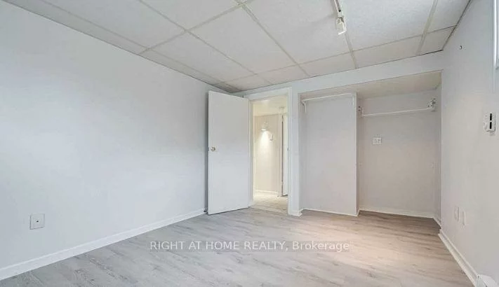 5, Wanita, Port Credit, Mississauga