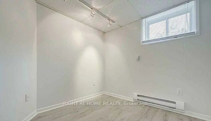 5, Wanita, Port Credit, Mississauga