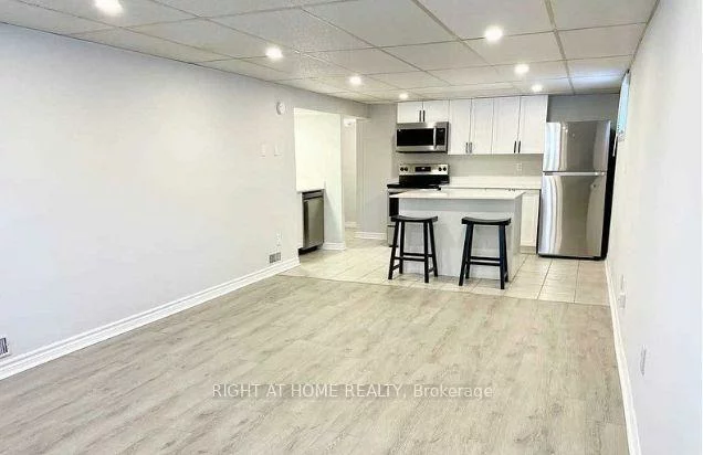 5, Wanita, Port Credit, Mississauga