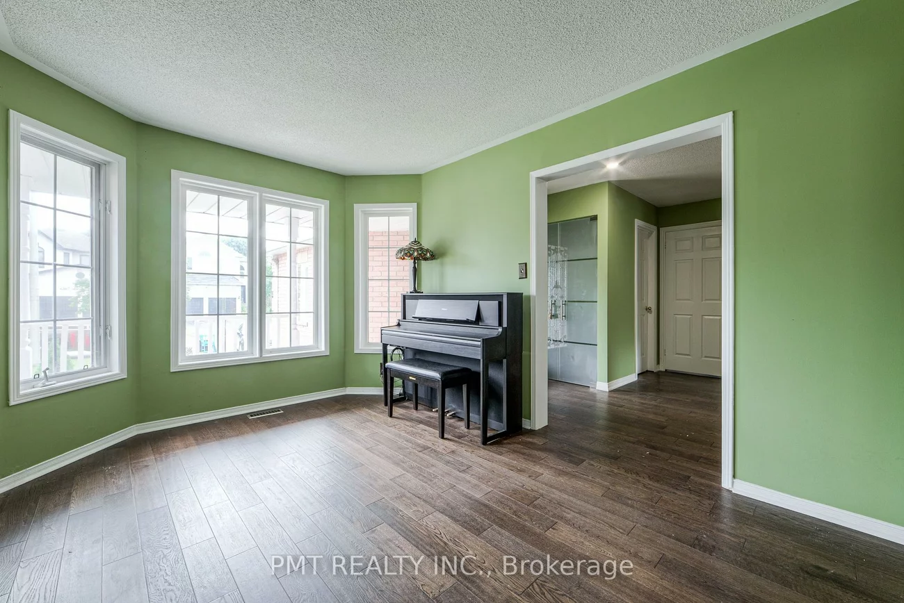 6364, Alderwood, Lisgar, Mississauga