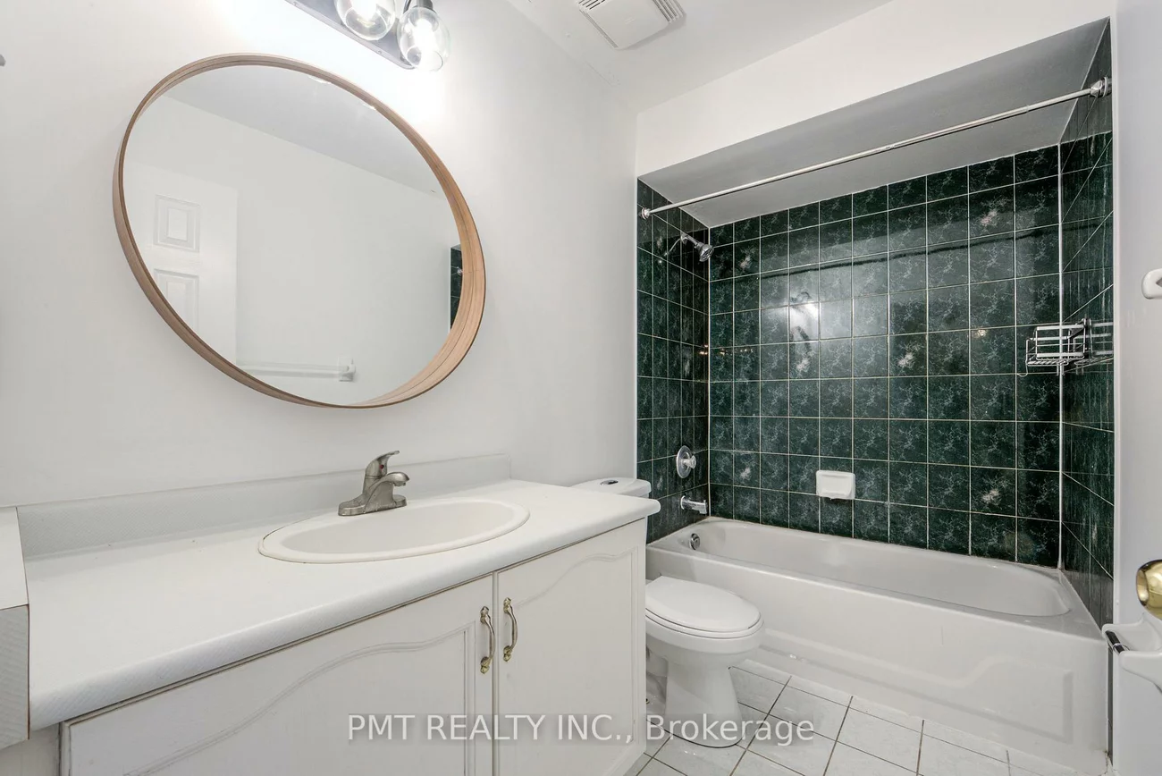 6364, Alderwood, Lisgar, Mississauga