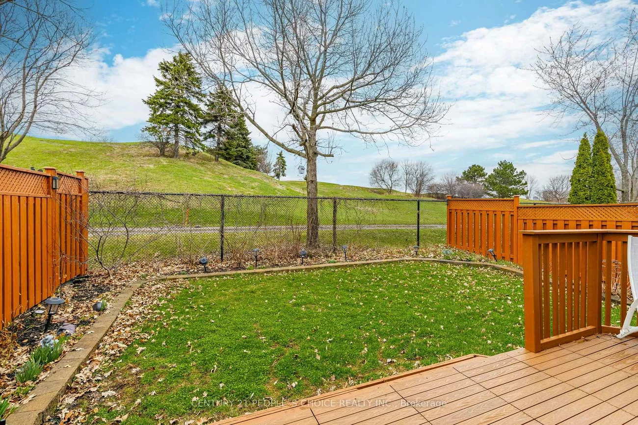 5677, Condor, East Credit, Mississauga