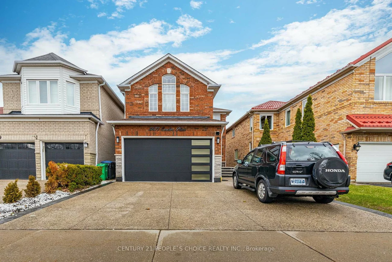 5677, Condor, East Credit, Mississauga