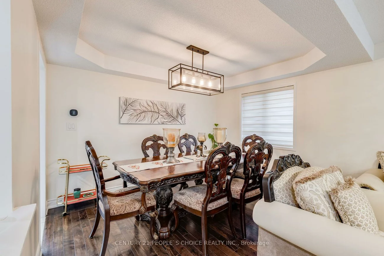 5677, Condor, East Credit, Mississauga