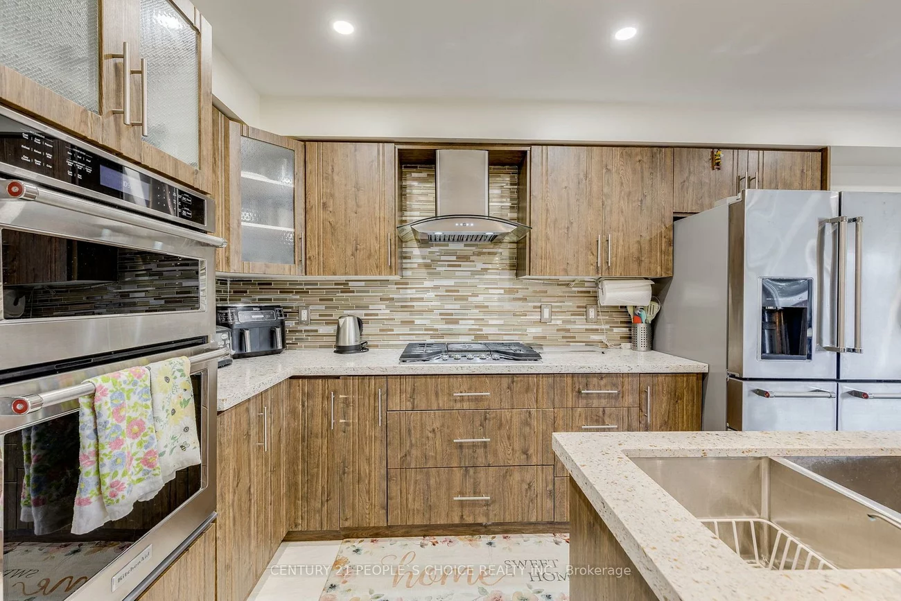 5677, Condor, East Credit, Mississauga