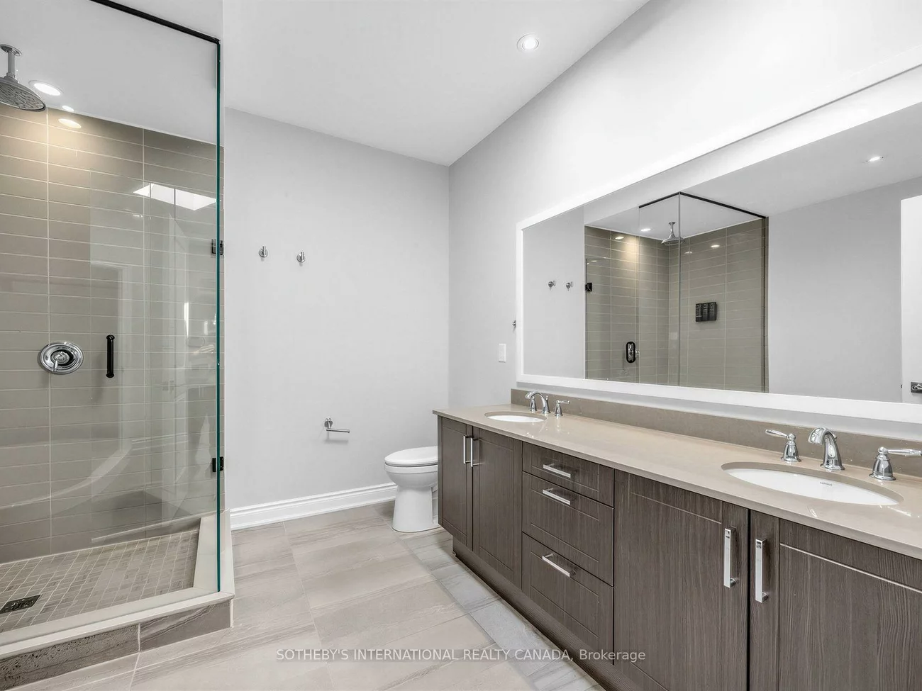 78A, Thomas, Streetsville, Mississauga