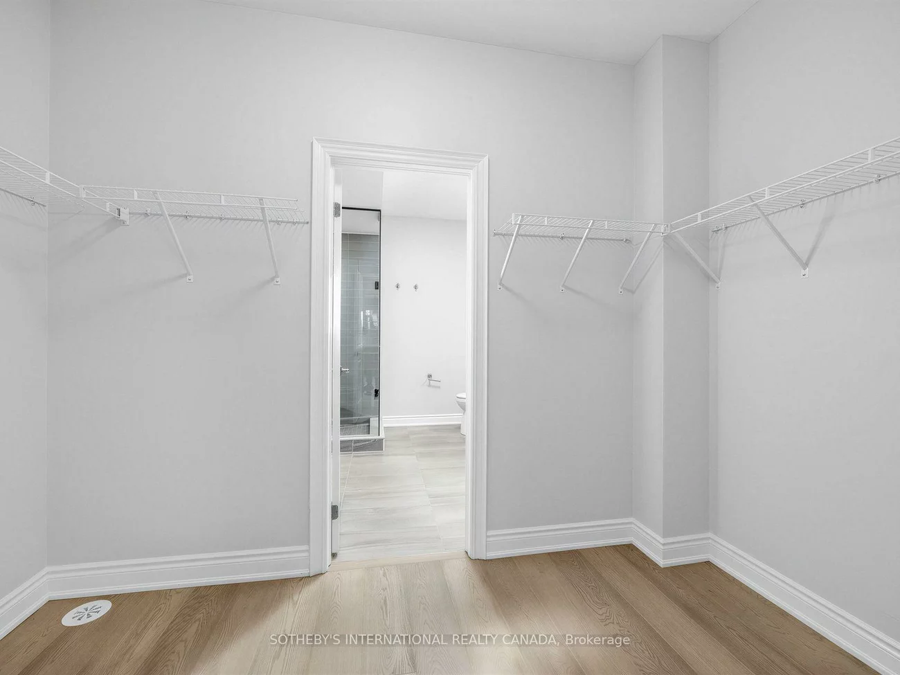 78A, Thomas, Streetsville, Mississauga