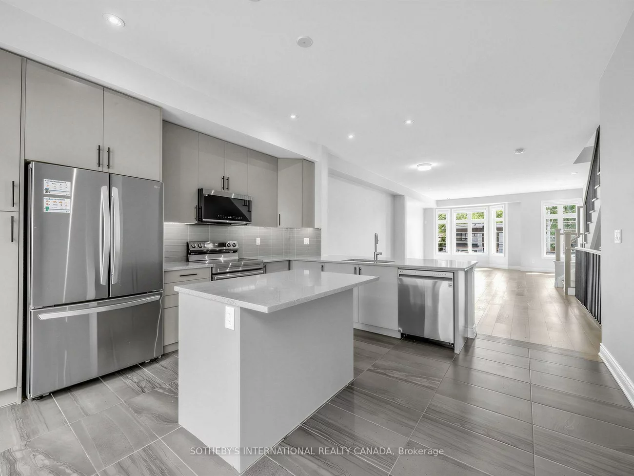 78A, Thomas, Streetsville, Mississauga