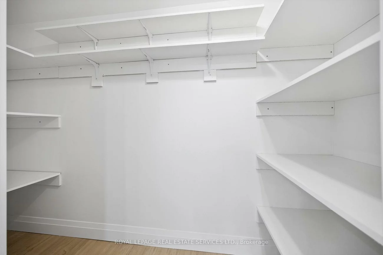 3872, Densbury, Lisgar, Mississauga