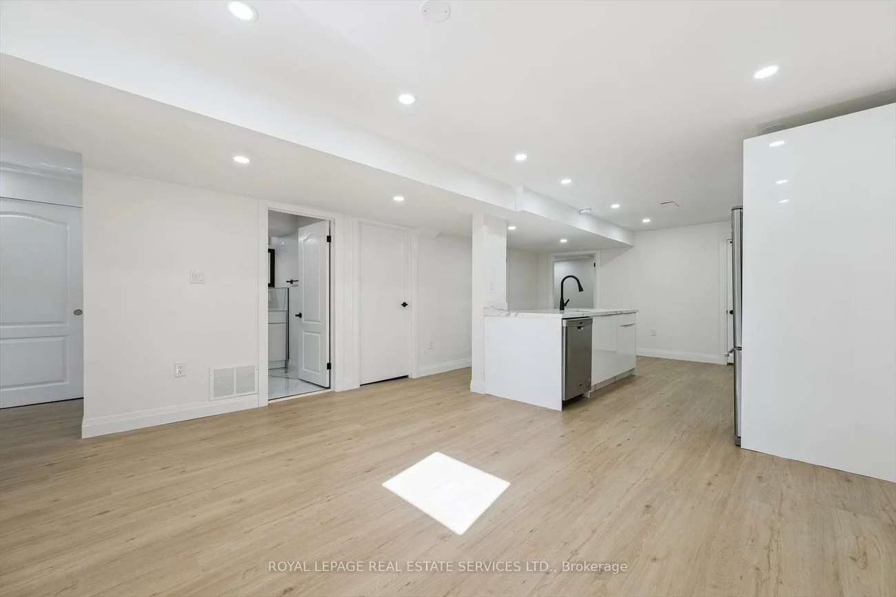 3872, Densbury, Lisgar, Mississauga