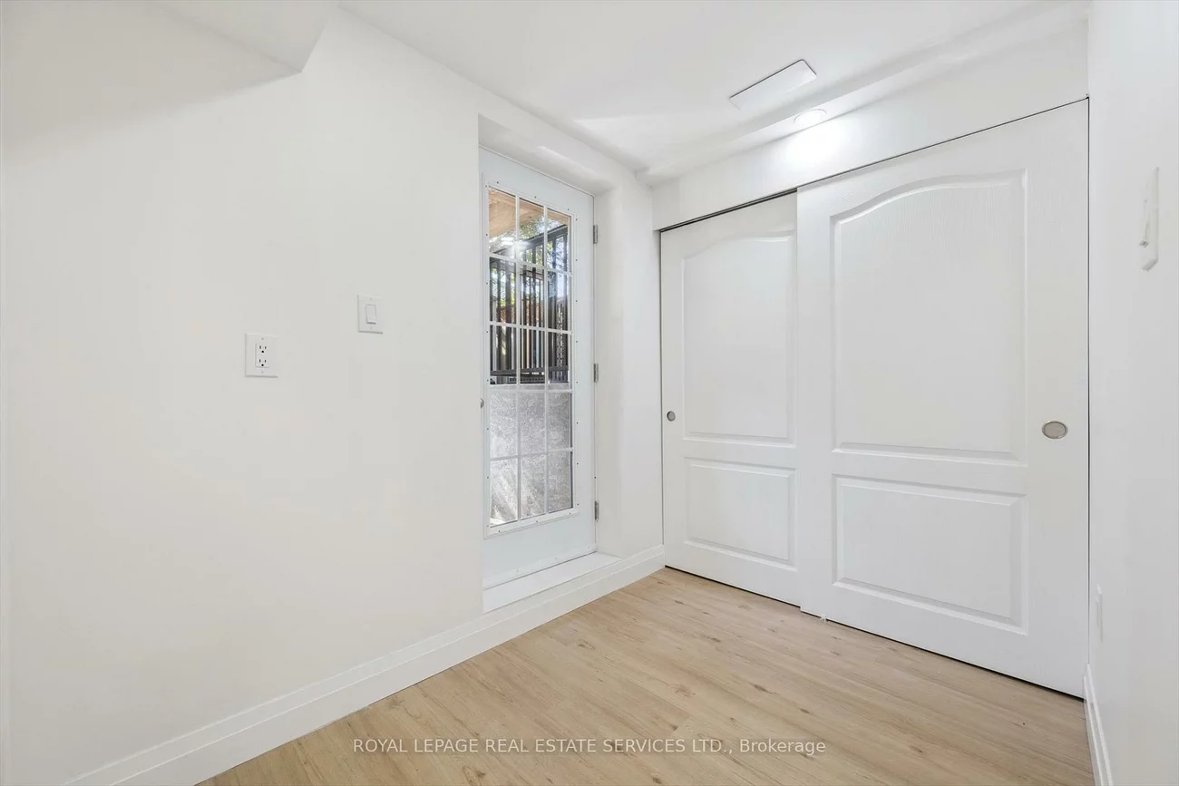 3872, Densbury, Lisgar, Mississauga