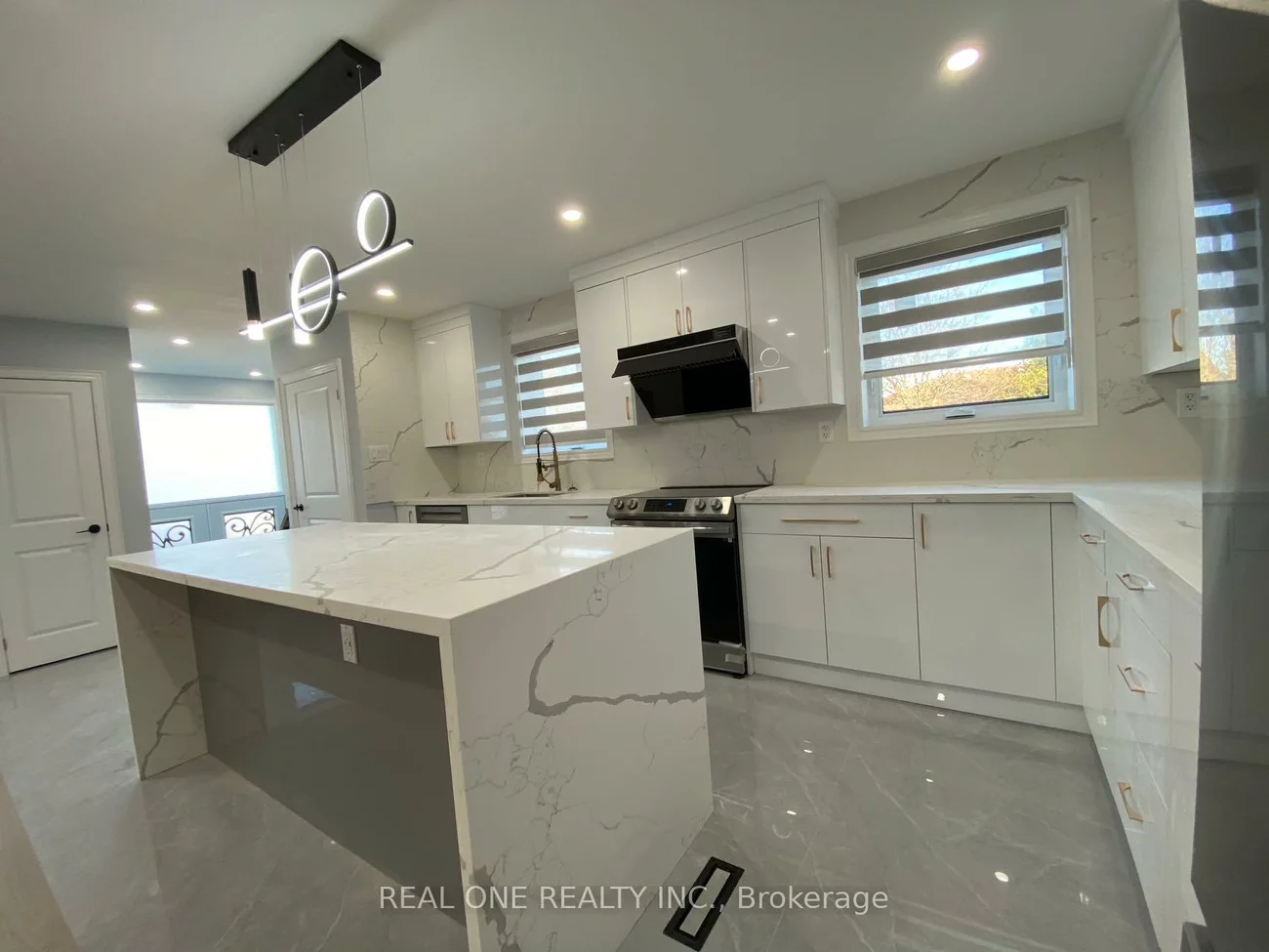 1186, Shadeland, Erindale, Mississauga