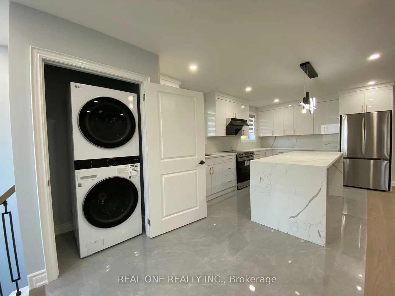1186, Shadeland, Erindale, Mississauga