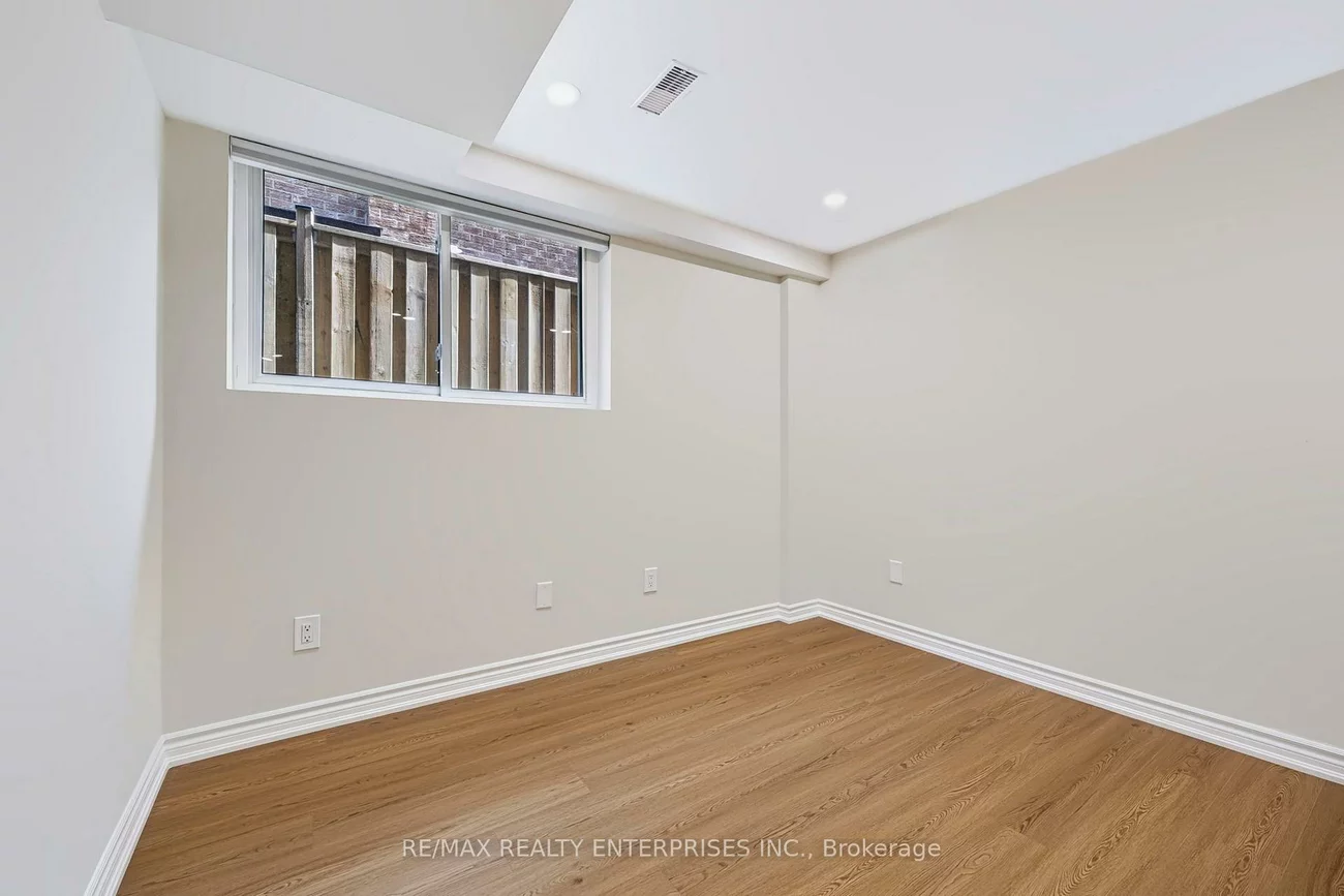 772, Gardner, Lakeview, Mississauga