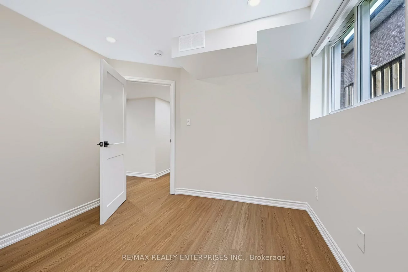 772, Gardner, Lakeview, Mississauga
